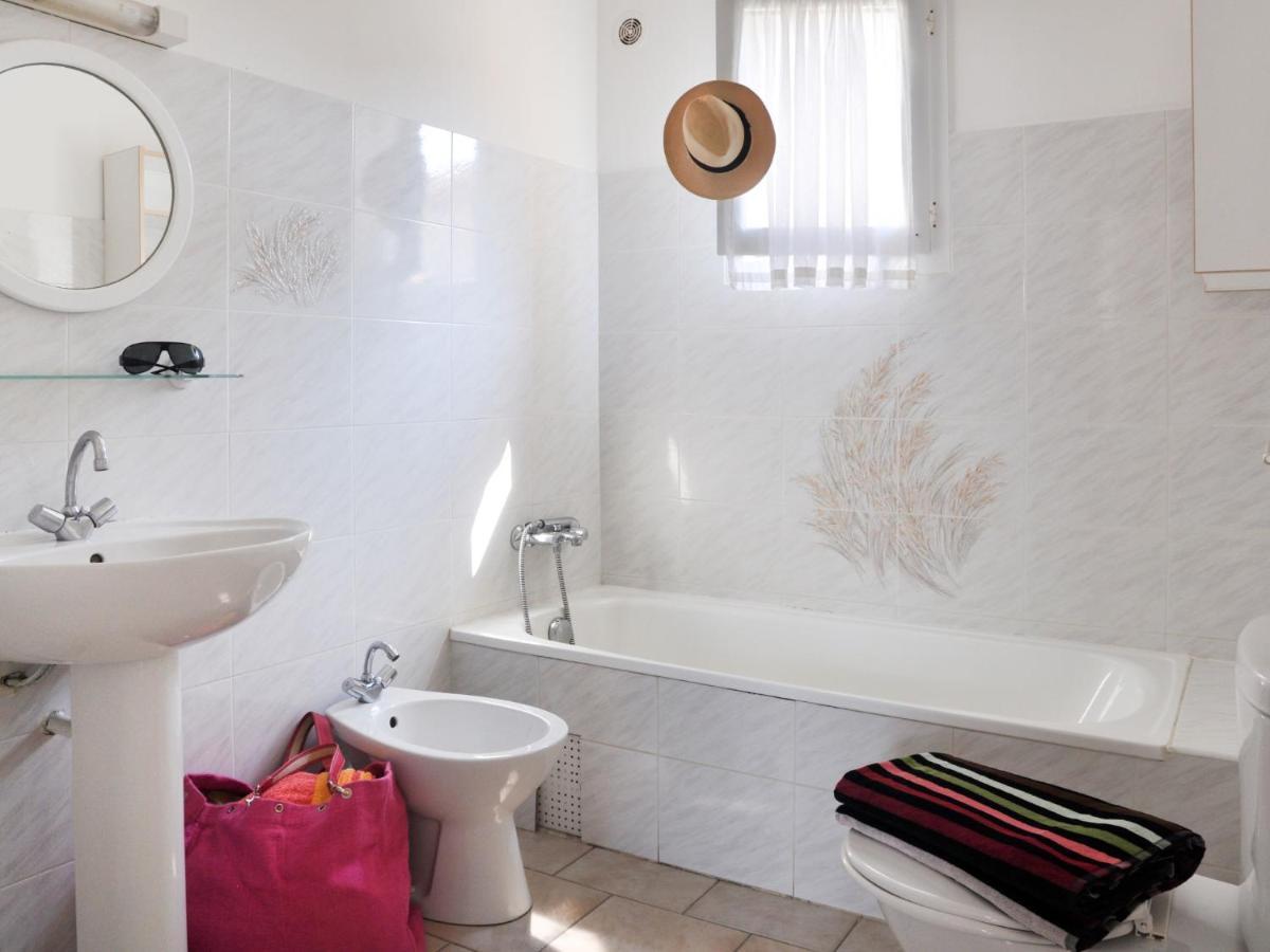 Holiday Home Les Chenes - Maa200 By Interhome Borgo  Buitenkant foto