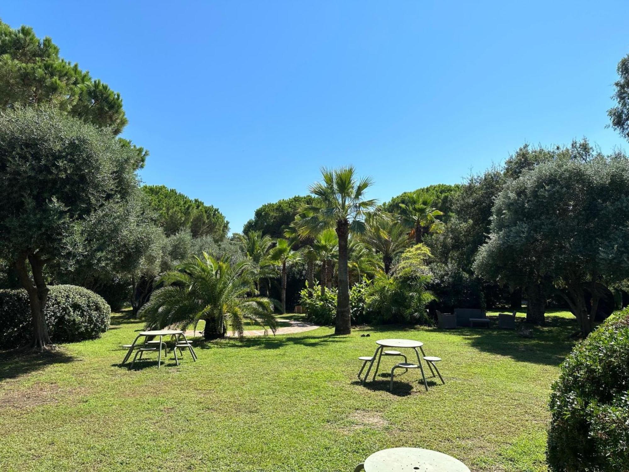 Holiday Home Les Chenes - Maa200 By Interhome Borgo  Buitenkant foto